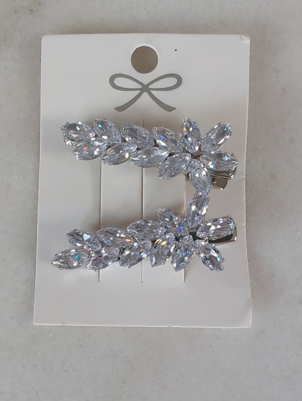 NWT Silver Crystal Leaf Hair Clip Set